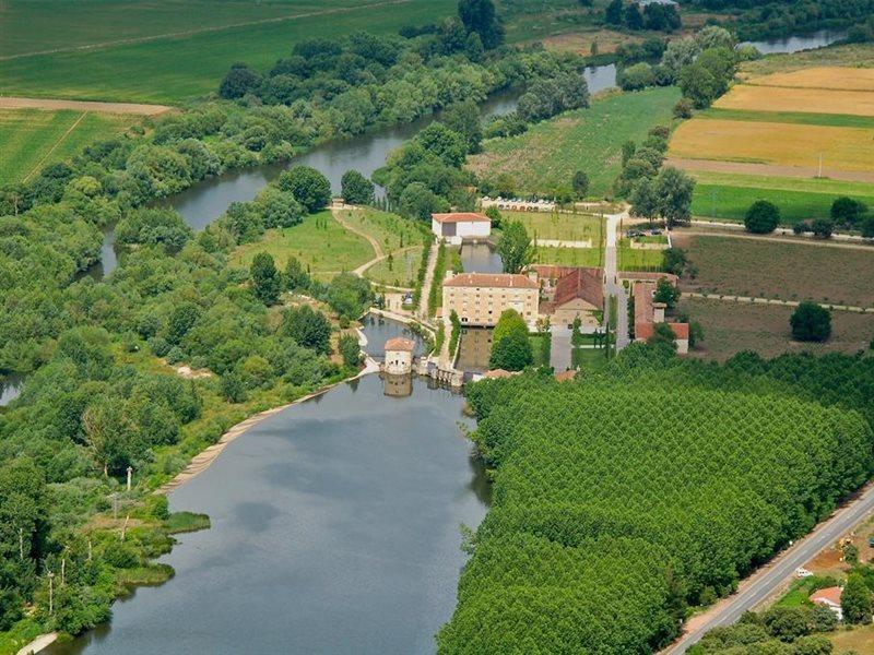 Hacienda Zorita Wine Hotel & Spa Вальвердон Экстерьер фото The castle of Launay